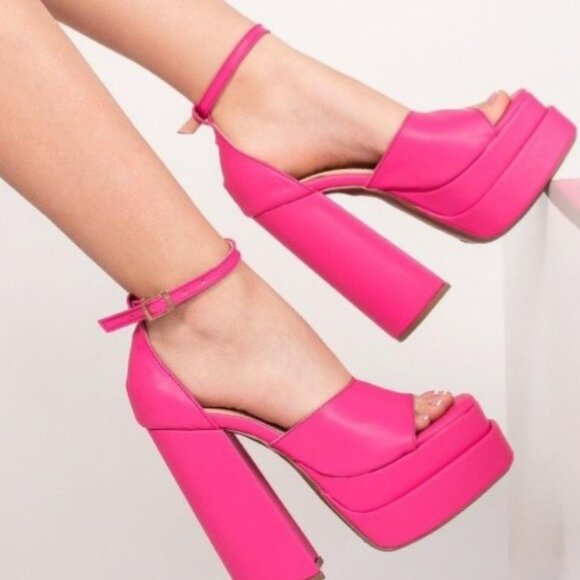 M&S STYLE Shoes - 1 SET .......beautiful SET for summer your best combination..... color 💗💗💗💗